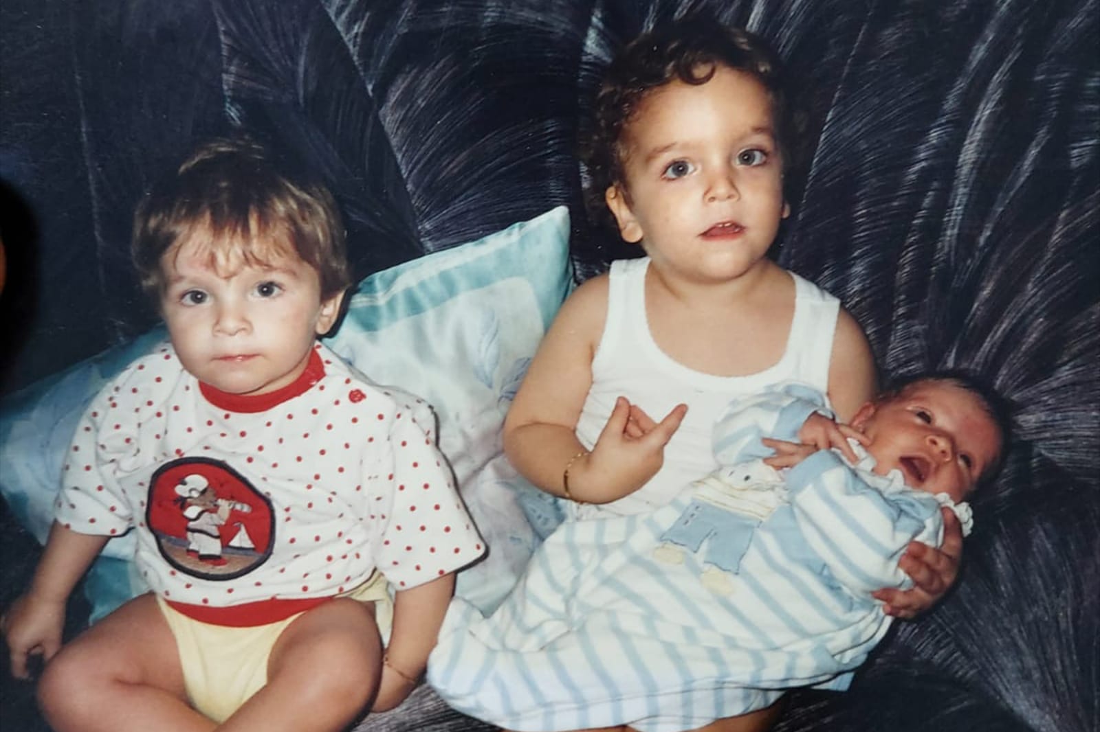 Ricardo as a child with his siblings.